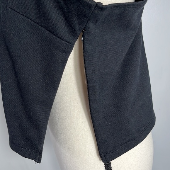 ANTHROPOLOGIE MAEVE STRUCTURED ASYMMETRICAL TOP SIZE L ONE SHOULDER BLACK NWT - Picture 10 of 12